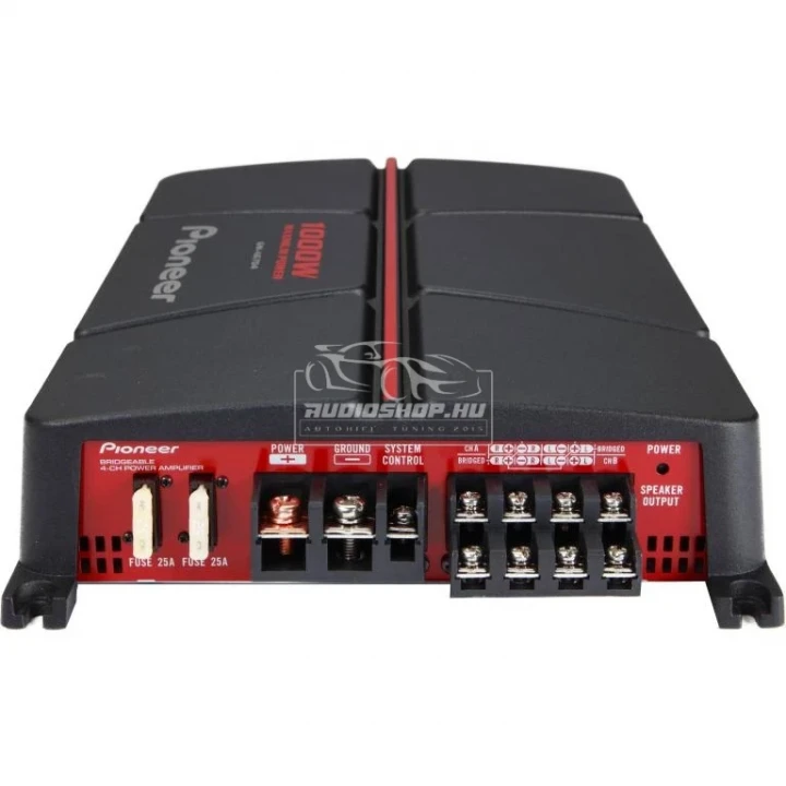 PIONEER GM-A6704 4 csatornás erősítő, 2X60W +1X190W