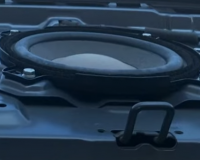 Honda Acoord gyári mélysugárzó beépítés
